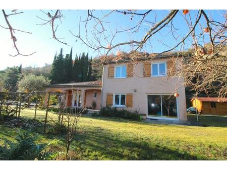 centre limoux villa de qualite avec grand jardin piscine