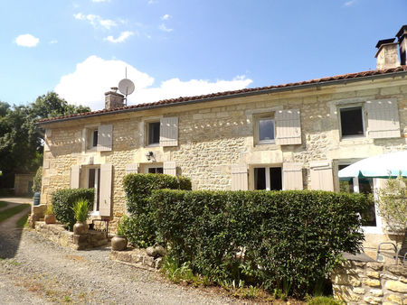vente maison 3 pièces 86m2 saint-savinien 17350 - 233200 € - surface privée