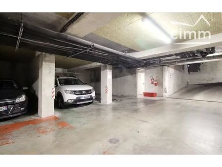 location parking 14 m² montpellier (34000)