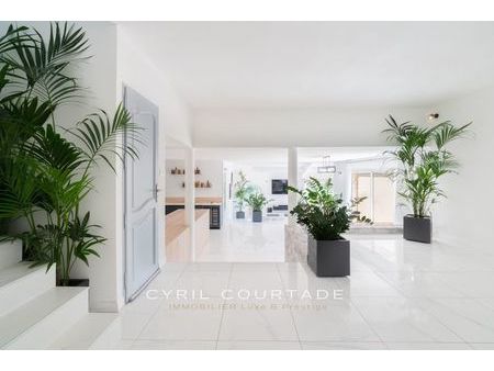 vente maison 10 pièces 325 m²