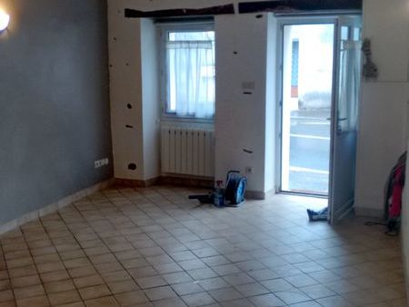 maison de ville st colomban 80m² loi carrez