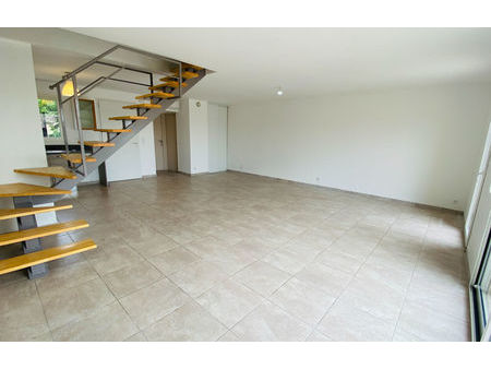 vente maison 5 pièces 90 m² piolenc (84420)