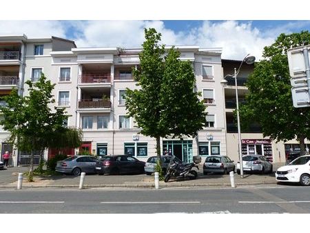 location appartement  m² t-3 à villefranche-sur-saône  796 €