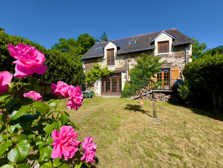 belle rénovation d'une grange en pierre dans un fabuleux villag