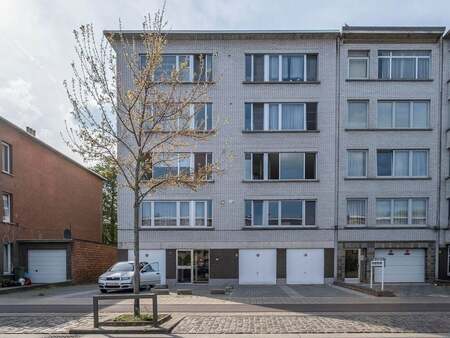appartement à louer à merksem € 895 (kruia) - walls vastgoedmakelaars - antwerpen | zimmo