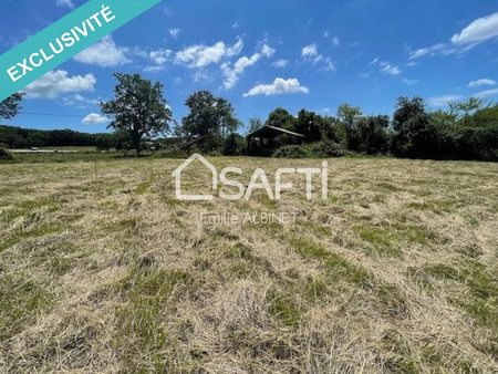 vente terrain 800 m²