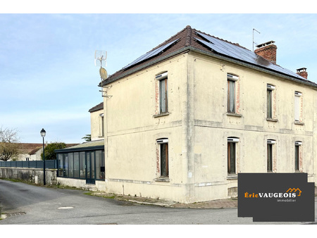 maison t9 de 230 m² dpe : c. terrain 540 m² à cerneux 77320