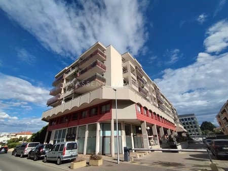 saint-laurent-du-var- vente de bureaux