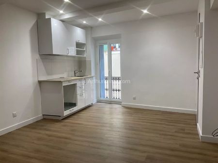 location appartement 1 pièces 25 m2 à puyloubier