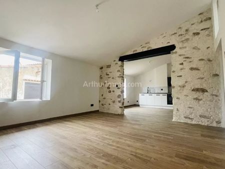 vente appartement 3 pièces 72 m2 à trets