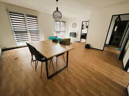 location appartement 3 pièces 62 m2 à valenciennes