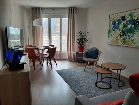 location de vacances appartement 2 pièces 42 m2 à bagnoles-de-l'orne-normandie