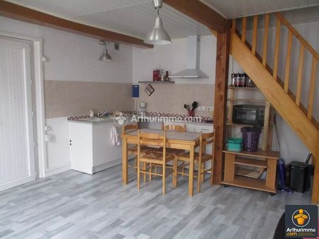 location appartement 2 pièces 46 m2 à saint-jean-d'angély