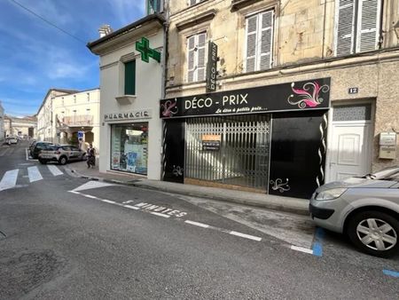 vente local commercial 3 pièces 171 m2 à jonzac