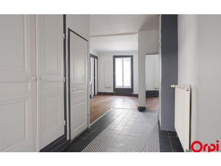 location appartement  71.2 m² t-3 à lyon 6  1 380 €