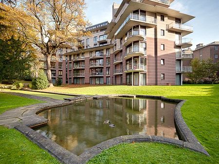 appartement à louer à etterbeek € 2.100 (krw0s) - skyline renting services | zimmo
