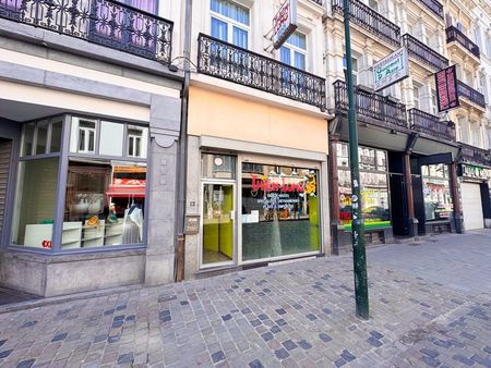 bien professionnel à louer à bruxelles € 1.800 (krw88) - oralis real estate | zimmo