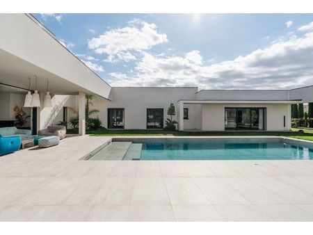 vente maison de luxe perpignan 6 pièces 403.74 m²
