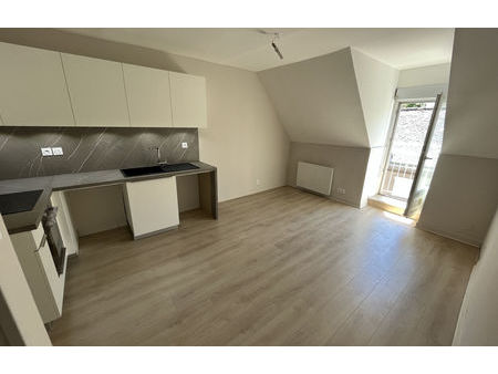 location appartement 3 pièces 41 m² rodez (12000)