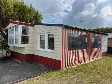 vente maison à montmartin-sur-mer (50590) : à vendre / 50m² montmartin-sur-mer