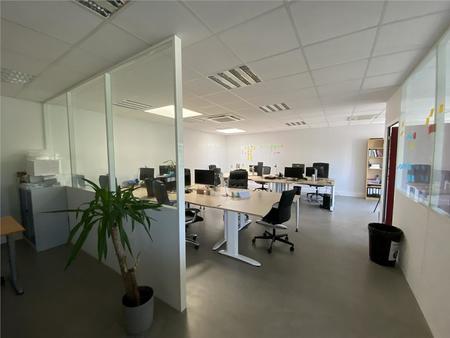 location de bureau de 276 m² à nantes - 44000