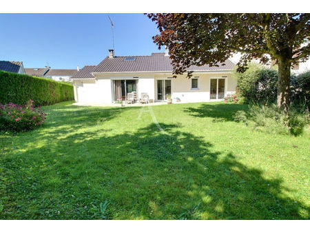 vente maison 6 pièces  116.00m²  le mesnil