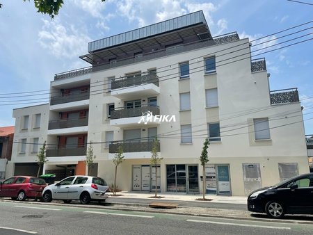 local commercial en vente de 68 m² à toulouse - 31000