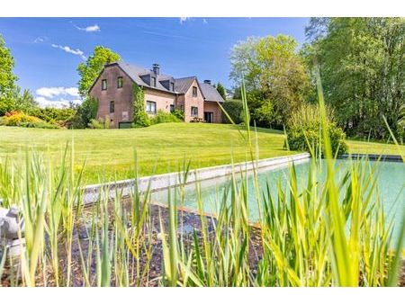 splendide villa avec piscine à verlaine