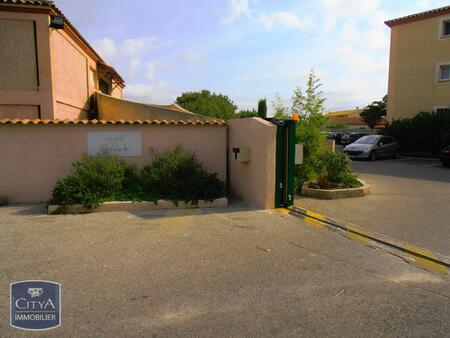 location parking marignane (13700)  103€