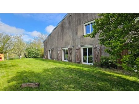 vente maison 7 pièces 230 m²