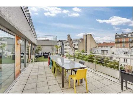 bureaux 2 214 m²