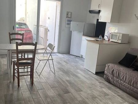 maison de ville 36 m² gignac-la-nerthe