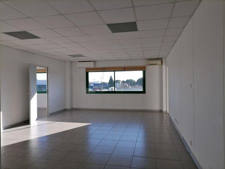 bureau 160 m²