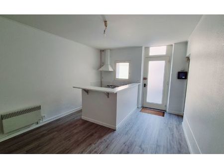 location appartement  34 m² t-2 à albi  362 €