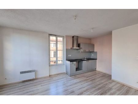 location appartement  38 m² t-2 à albi  475 €