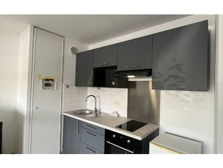 location appartement  38.45 m² t-2 à niort  600 €