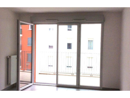 location appartement 3 pièces 56 m² toulouse (31300)