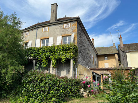 maison de ville 17 pièces à marcigny