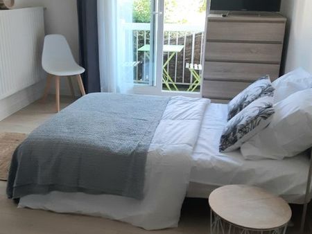 location joli studio meublé de 22 m2 avec balcon et parking sécurisé