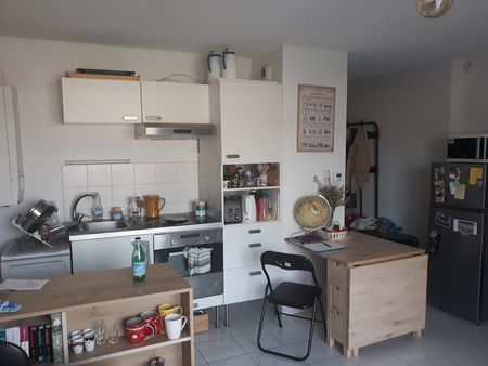 location t2 cavaillon hors centre