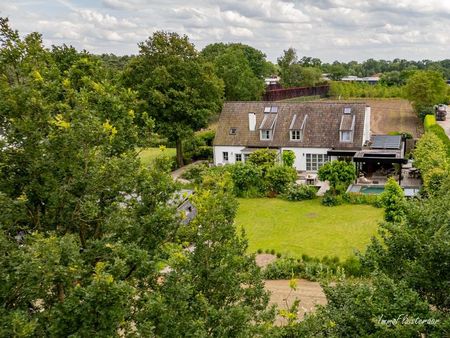 villa de luxe avec des écuries sur environ 76 ares à rijmen