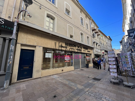 a louer - local commercial - carpentras 335m²