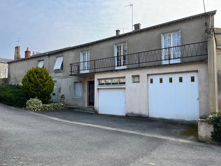vente maison à montreuil-bellay (49260) : à vendre / 143m² montreuil-bellay
