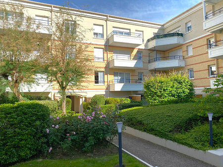 vente appartement 2 pièces  39.64m²  élancourt