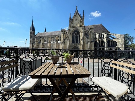 maison de luxe à vendre dans le quartier barbâtre-saint remy-verrerie