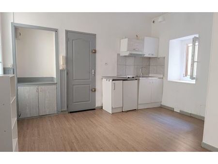 location appartement 1 pièce 17 m² narbonne (11100)