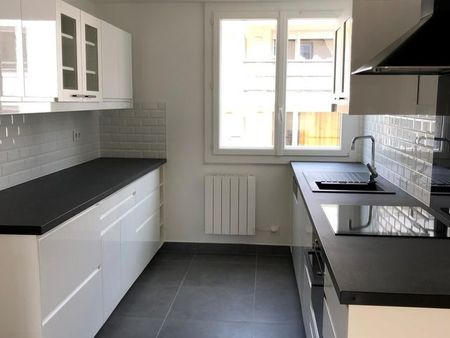 appartement à louer - 3 pièces - 57 38 m2 - amberieu en bugey - 01 - rhone-alpes