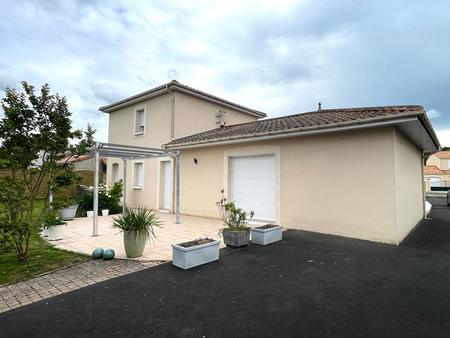 a vendre maison 6 pieces 160 m²