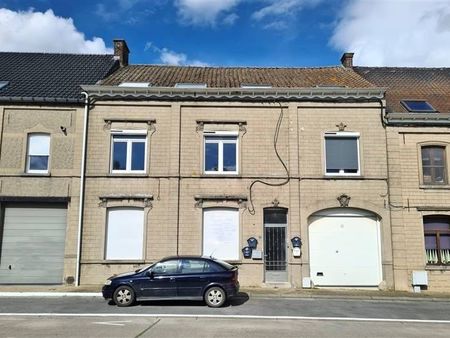 maison de rapport bien située: 2 appartements loués