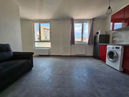 appartement t1bis studio rénové 30m² meublé centre-ville avec place de parking proche jean